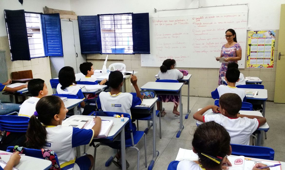 Por que não aprendemos sobre gestão financeira na escola?