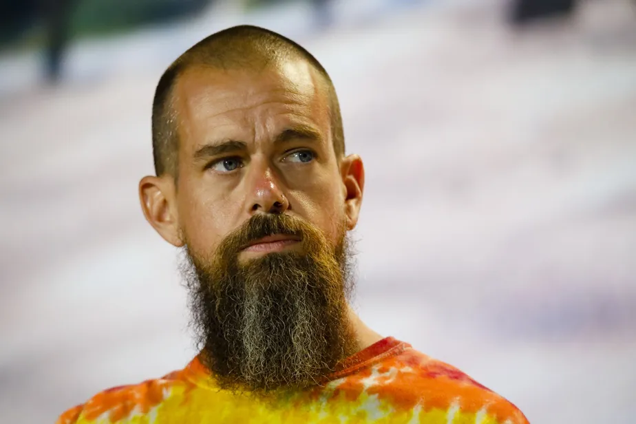 Ex-CEO do Twitter testa carteira de bitcoin para incentivar autocustódia