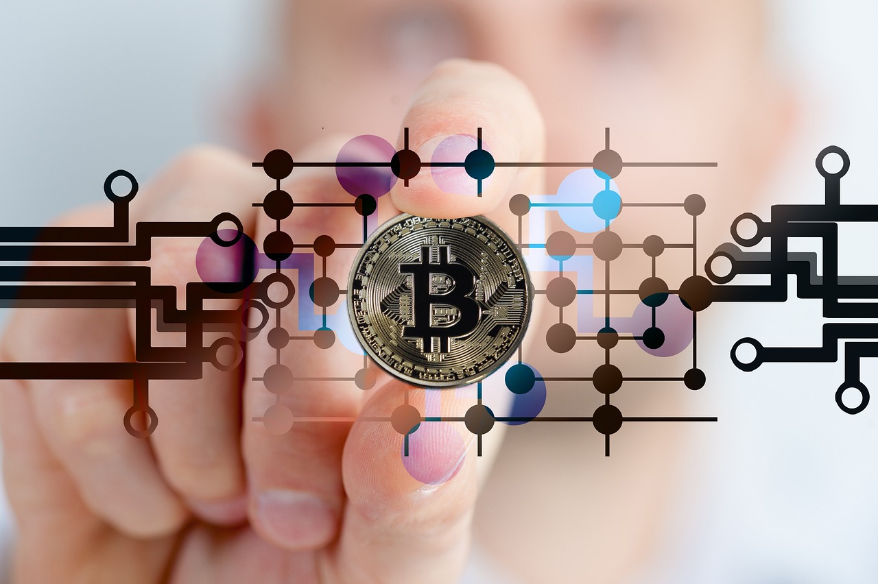 Por que as criptomoedas perderam 60% de seu valor de mercado?