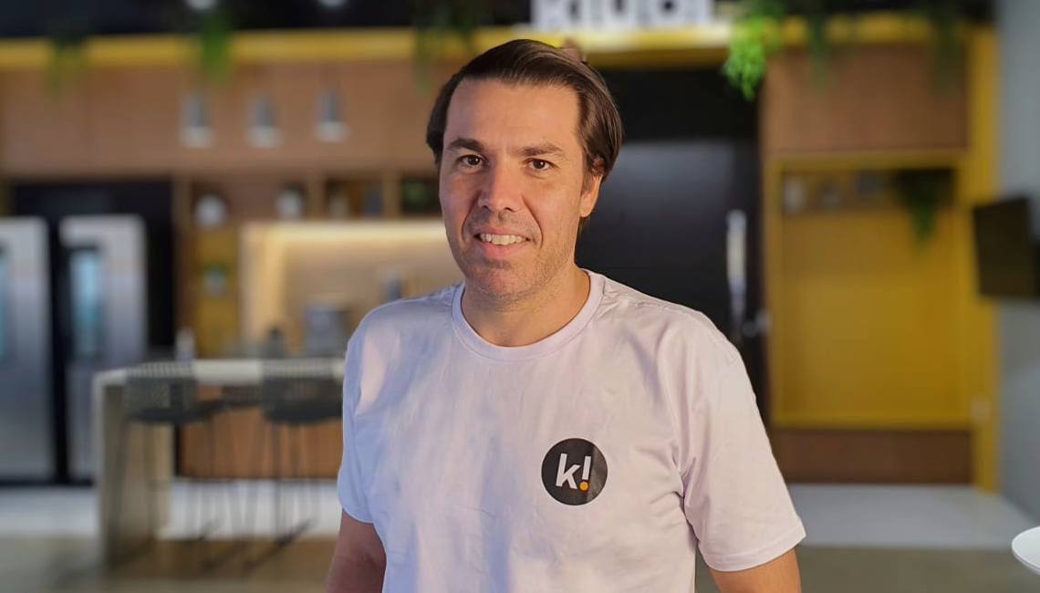 Klubi avança com parcerias e testa consórcio de celular com a Vivo