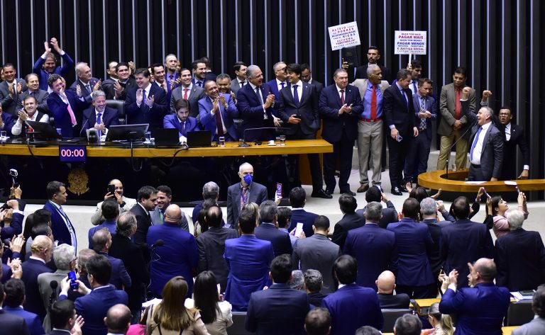 Entenda como a reforma tributária pode impactar na sua vida