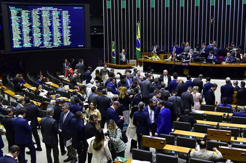 Reforma tributária é bem recebida, mas mercado aguarda os próximos passos
