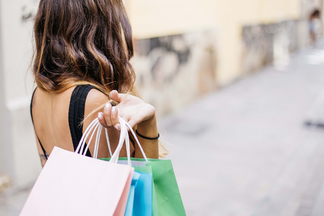 Governo confirma imposto zero para compras no exterior até 50 dólares