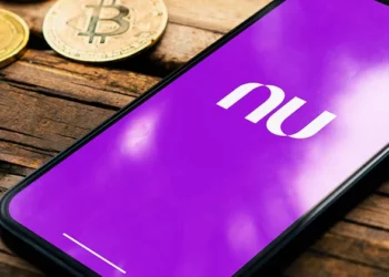 Nucoin: Nubank pausa operações de criptomoeda própria após alta valorização; entenda