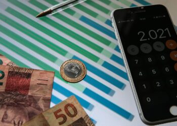 Inflação oficial fica em 0,12% em julho, diz IBGE
