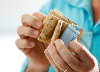 Dieese indica que salário mínimo ideal seria de R$6.528,93