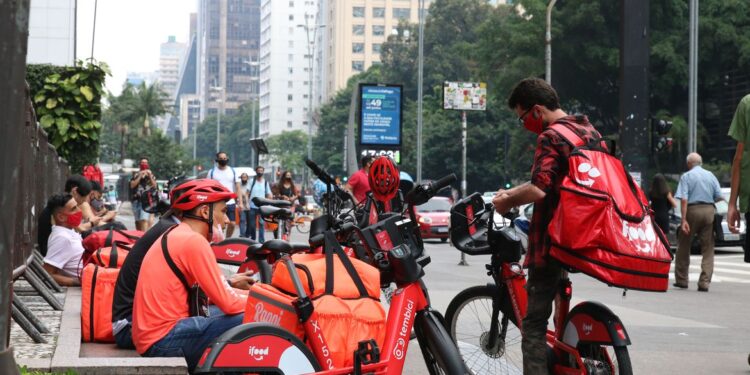 Proposta de regulação de Ifood, Uber e demais aplicativos é entregue ao governo