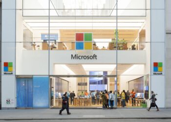 Microsoft pode ameaçar reinado da Apple como empresa mais valiosa do mundo
