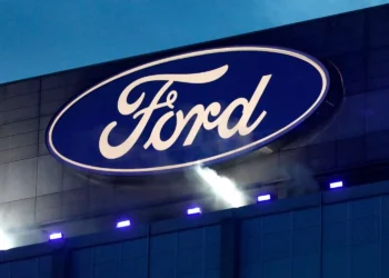 ‘Pó de pirlimpimpim’: como a Ford está apostando no grafeno para impactar o futuro dos carros