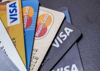 39% dos pequenos negócios usam cartão para se financiarem