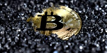 Bitcoin gasta menos energia do que se imaginava, revela estudo