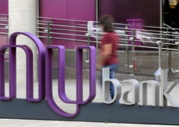 Nubank ‘ganha tração’ com milhões para investir na Colômbia e mira IA no curto prazo