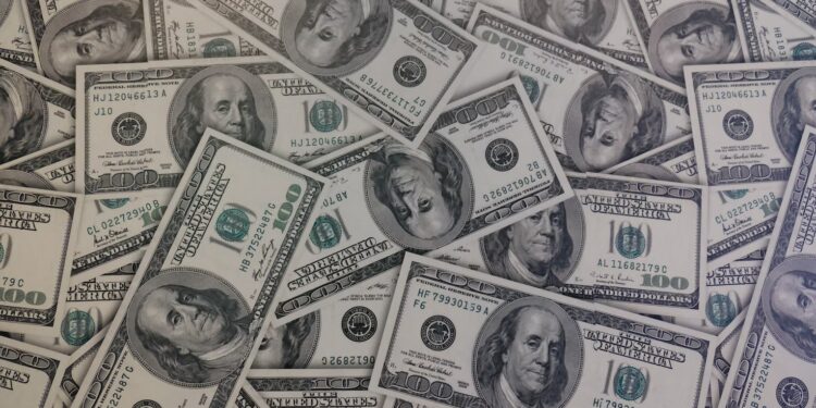 Japão se junta a China e Brics para se proteger do dólar