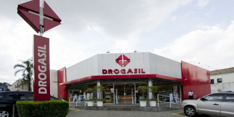 Raia Drogasil investe R$ 750 mil em projeto de saúde mental