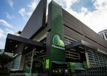 Pão de Açúcar vai receber R$ 790 milhões por venda de sua participação na varejista colombiana Éxito
