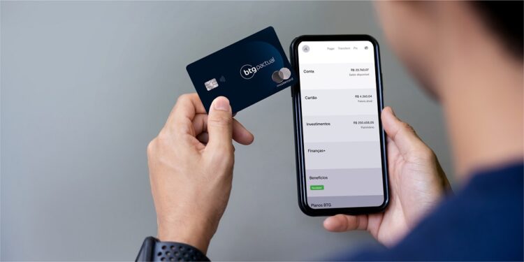 Real resiliente deve ajudar o Banco Central a cortar juros, diz estrategista do BTG