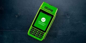 Stone reestrutura gestão para focar mais no cliente