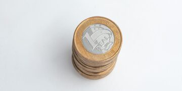 Real e peso mexicano: moedas voltam a atrair investidores após depreciação