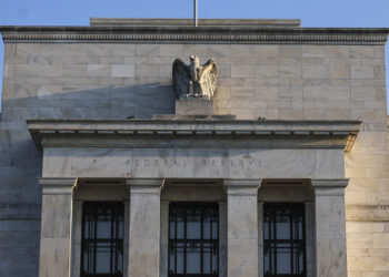 Fed mantém juro americano inalterado no maior patamar desde 2001