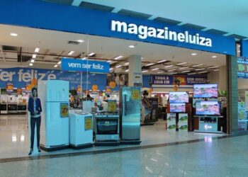 Magalu (MGLU3) fecha em alta após cair mais de 10% sob erro contábil