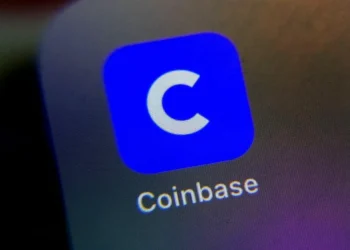 Coinbase sobe 2%, mas remove token brasileiro MCO2 da Moss
