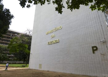 Crescimento da economia e de IPCA tem redução em nova projeção do Governo