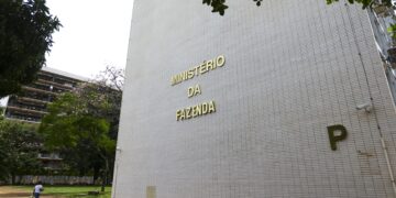 Crescimento da economia e de IPCA tem redução em nova projeção do Governo