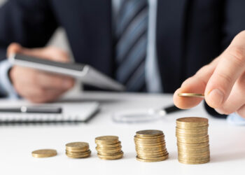 Gestora está otimista com economia do Brasil em 2024, mas levanta dúvidas