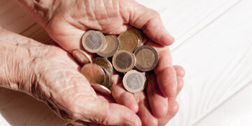Onde investir para a aposentadoria? Veja 4 investimentos que podem gerar renda de R$ 5 mil por mês