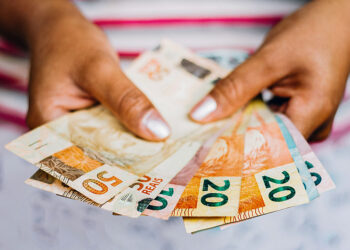 Brasileiros ainda têm R$ 7,5 bilhões em valores a receber; Saiba como consultar e sacar