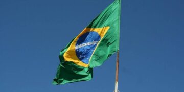Brasil salta duas posições e se torna a nona economia do mundo em 2023