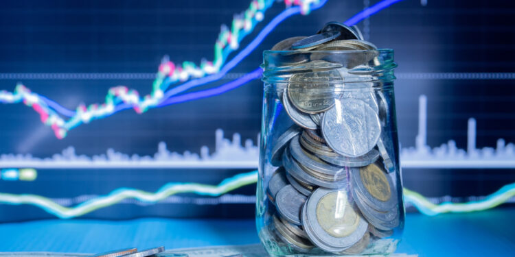 Após alta de 22,28% este ano, Bolsa vai subir mais em 2024? Onde investir?