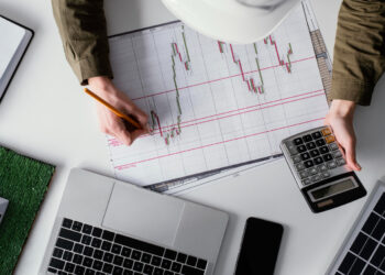 Onde investir na renda fixa para fazer retiradas mensais?