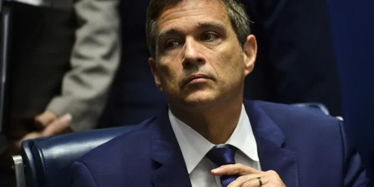 Reformas dos últimos anos aumentaram capacidade de crescimento da economia, diz Campos Neto