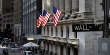 Empresas americanas devem gastar US$ 840 milhões em recompras de ações em 2024