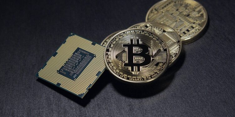 Gestores cripto brasileiros veem aumento de volumes e interesse após aprovação de ETF nos EUA