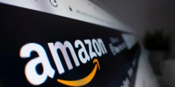 Amazon desiste de compra de fabricante de robôs aspiradores de pó e derruba ações