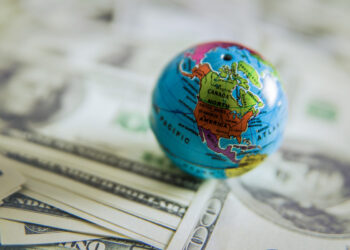 Banco Mundial mantém projeção de desaceleração econômica mundial, mas adverte má performance