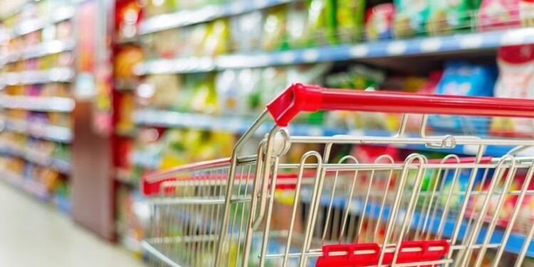 Supermercados registram aumento de 3% nas vendas em 2023