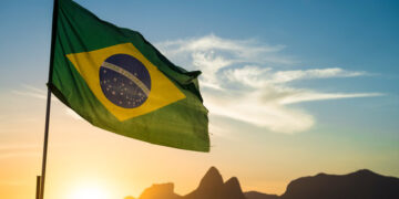 Estrangeiro tem visão positiva sobre Brasil, mas fluxo depende de sinal do Fed, avalia JPMorgan