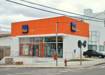 Itaú cresce 16% e tem lucro de R$ 35,6 bilhões em 2023