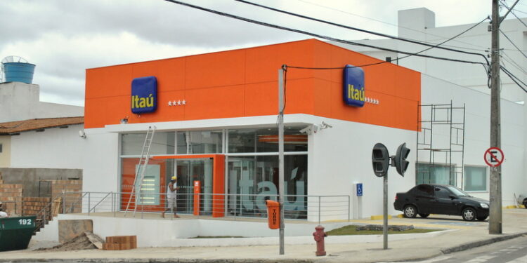 Itaú cresce 16% e tem lucro de R$ 35,6 bilhões em 2023