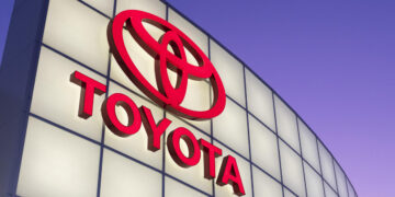 Toyota vai investir US$ 1,3 bi produção de veículos elétricos nos EUA; ações sobem 7,7%
