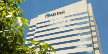 AES Brasil (AESB3) pode ser vendida: quem comprará e o que isso indica para a ação?