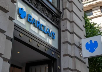 Ações do Barclays disparam com plano de devolver US$ 12,6 bi aos acionistas