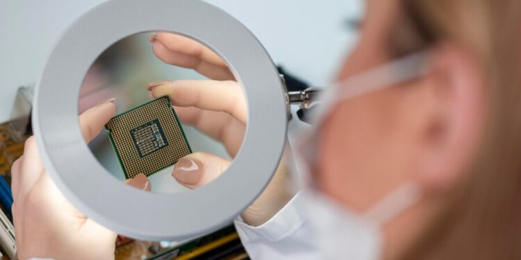 EUA vão investir mais de US$ 5 bilhões em pesquisas de chips