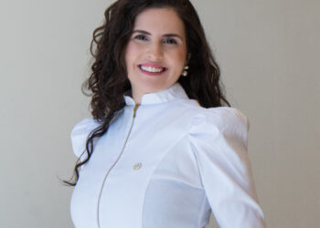 Dia da Mulher: Médica brasileira desenvolve nanotecnologia no Canadá