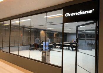Grendene lucra R$ 256 milhões no 4º trimestre de 2023