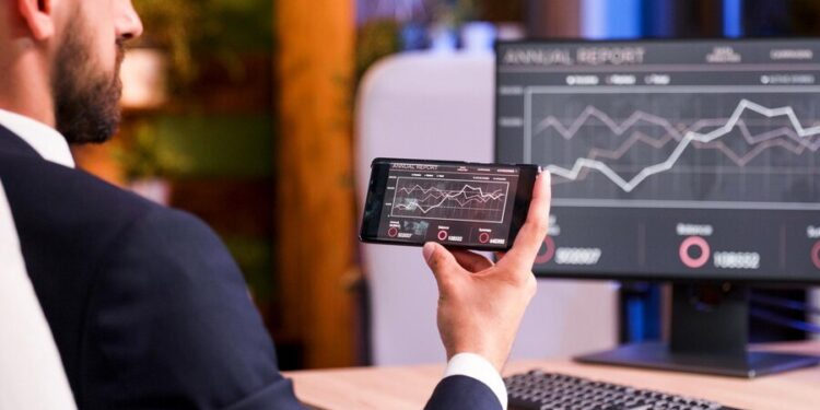 As 10 melhores ações internacionais para março: big techs dominam – mas há 4 “intrusas”