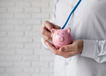 Proteção para o futuro: somente 15% dos brasileiros que possuem seguros têm Previdência Privada